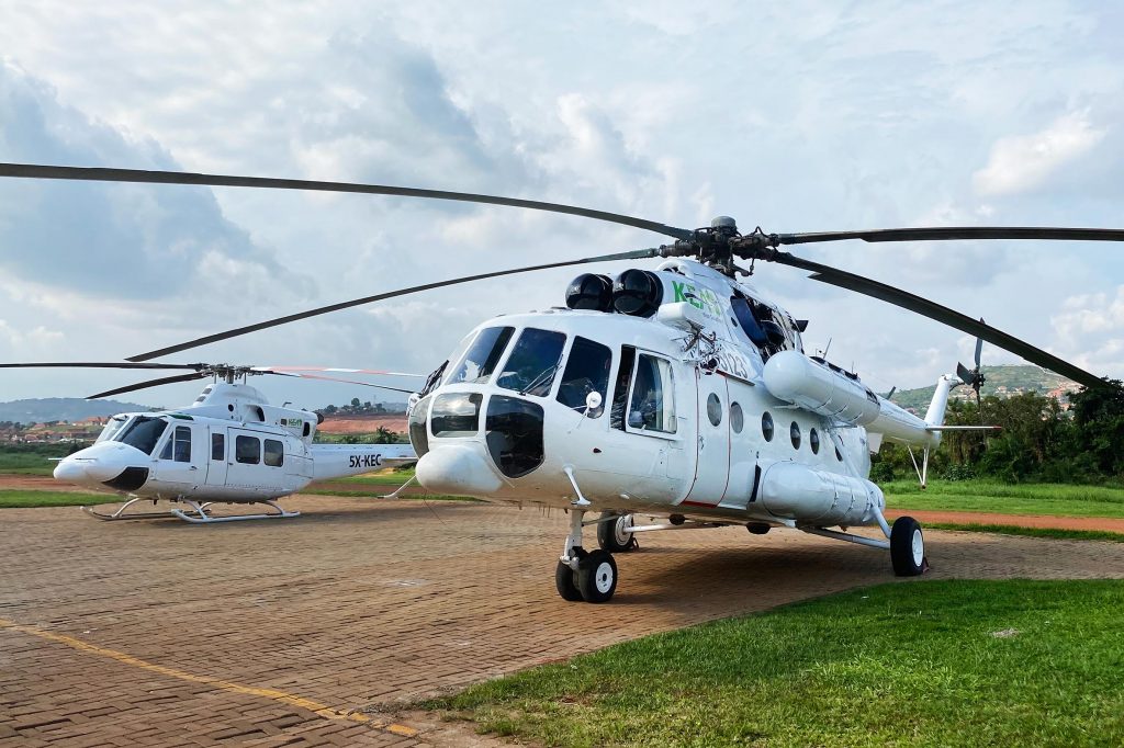 Bell 412EP and Mi8-MTV Bell 412EP and Mi8-MTV